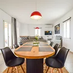 Daphne's Place - Private With Pool In Naxos