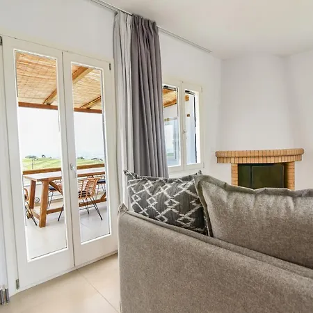 Daphne's Place - Private With Pool In Naxos Vívlos