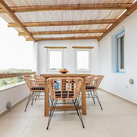 Daphne's Place - Private With Pool In Naxos بيت للعطل