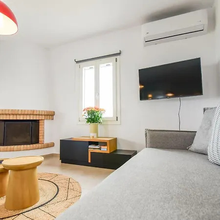Daphne's Place - Private With Pool In Naxos Vakantiehuis *