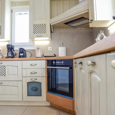 Daphne's Place - Private With Pool In Naxos