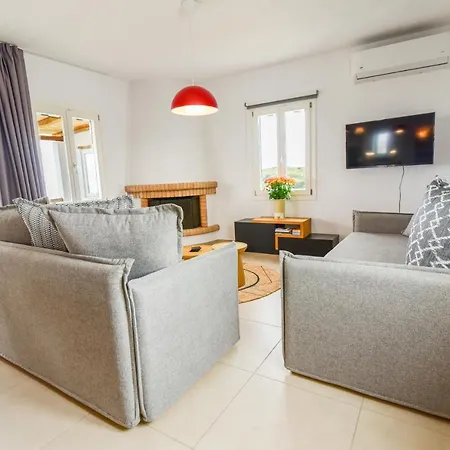 Daphne's Place - Private With Pool In Naxos Semesterbostad