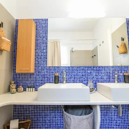 Vakantiehuis Daphne's Place - Private With Pool In Naxos Vívlos