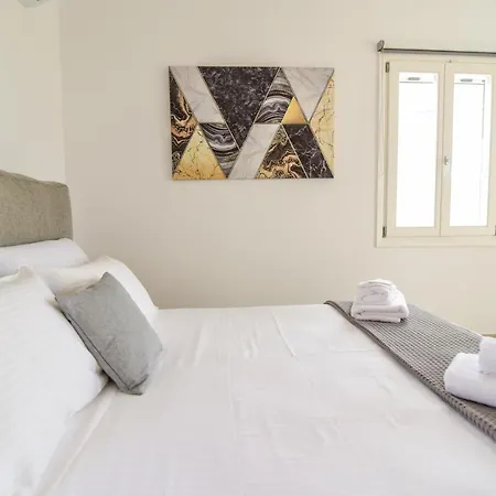 Semesterbostad Daphne's Place - Private With Pool In Naxos Vívlos