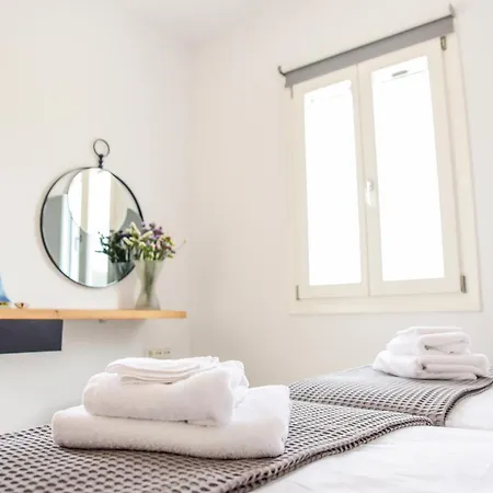 Daphne's Place - Private With Pool In Naxos Semesterbostad *