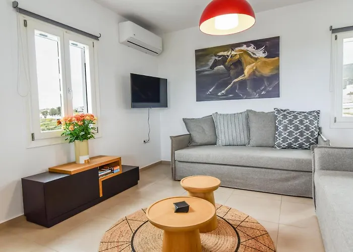 Vakantiehuis Daphne's Place - Private With Pool In Naxos *