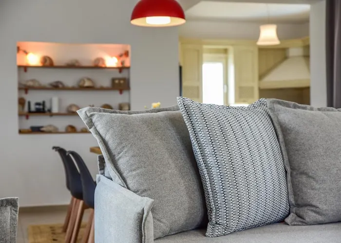 Daphne's Place - Private With Pool In Naxos *