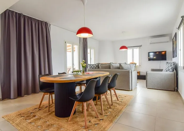 Daphne's Place - Private With Pool In Naxos Vakantiehuis