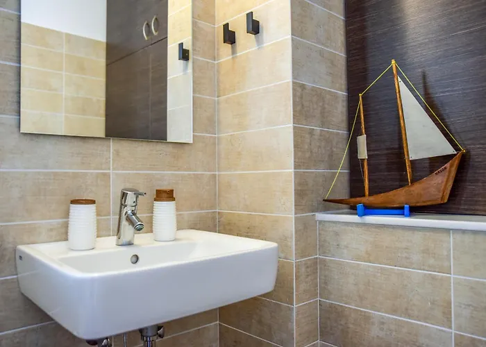 Daphne's Place - Private With Pool In Naxos Vakantiehuis *