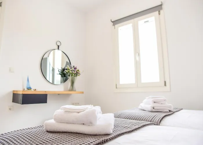 Daphne's Place - Private With Pool In Naxos Vakantiehuis *